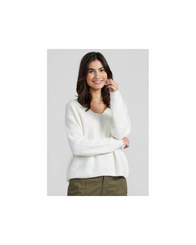 Thora V-Neck Knit