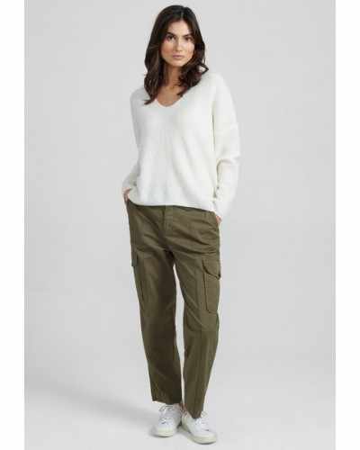 Thora V-Neck Knit