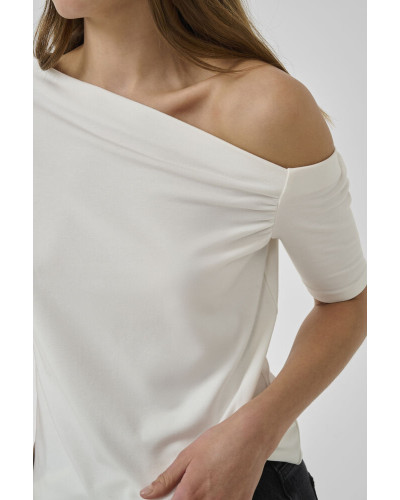 Nupti off shoulter t-paita
