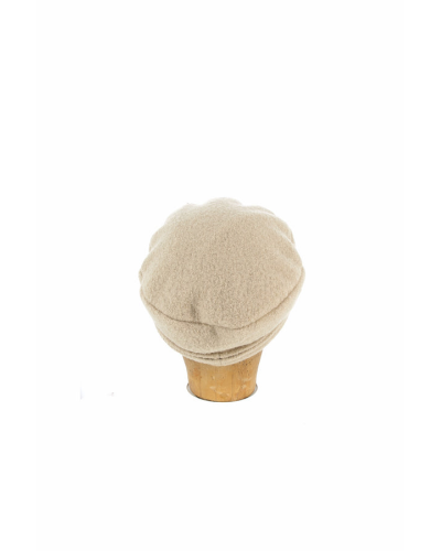 Holly wool hattu
