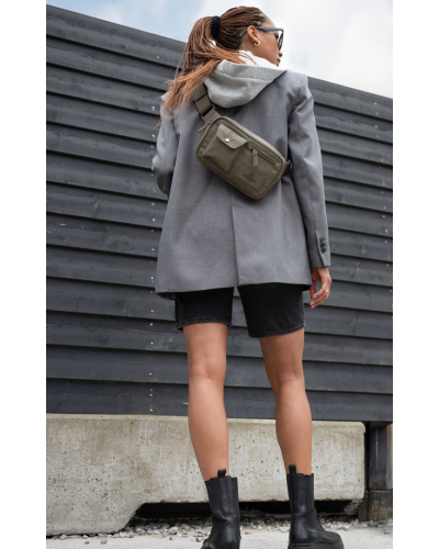 Darla  bum bag