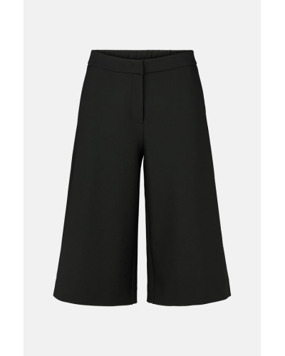 Berdmuda shortsit